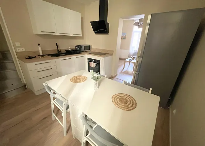 Charmante Maison Independante Au Pied De La Vieille Holiday home